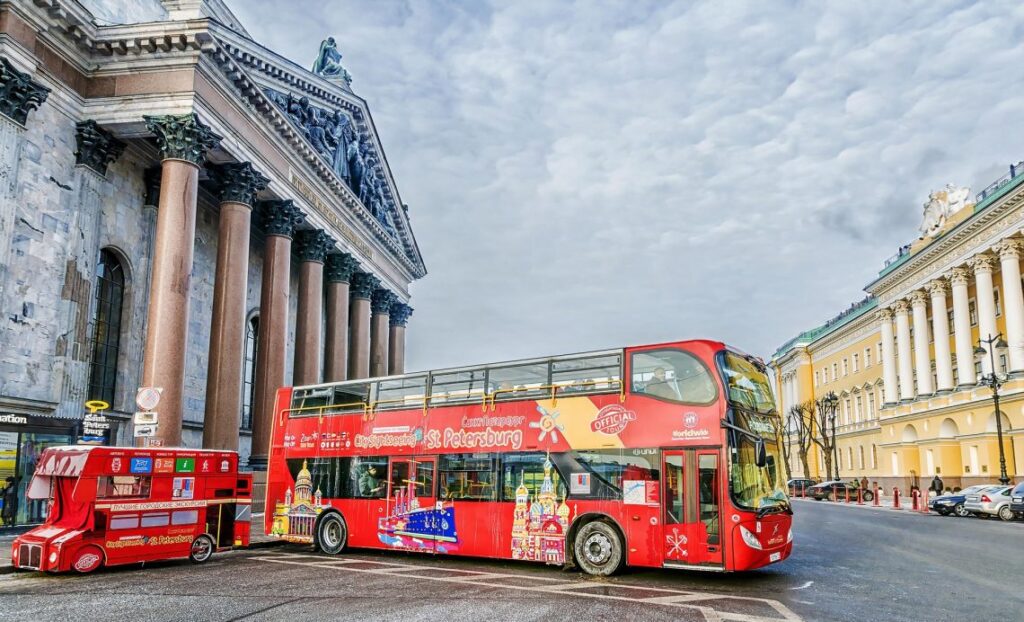 Обзорная автобусная экскурсия по Санкт-Петербургу